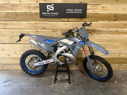 TM 125 EN FI 2025