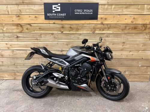 TRIUMPH STREET TRIPLE 765 RS 2023